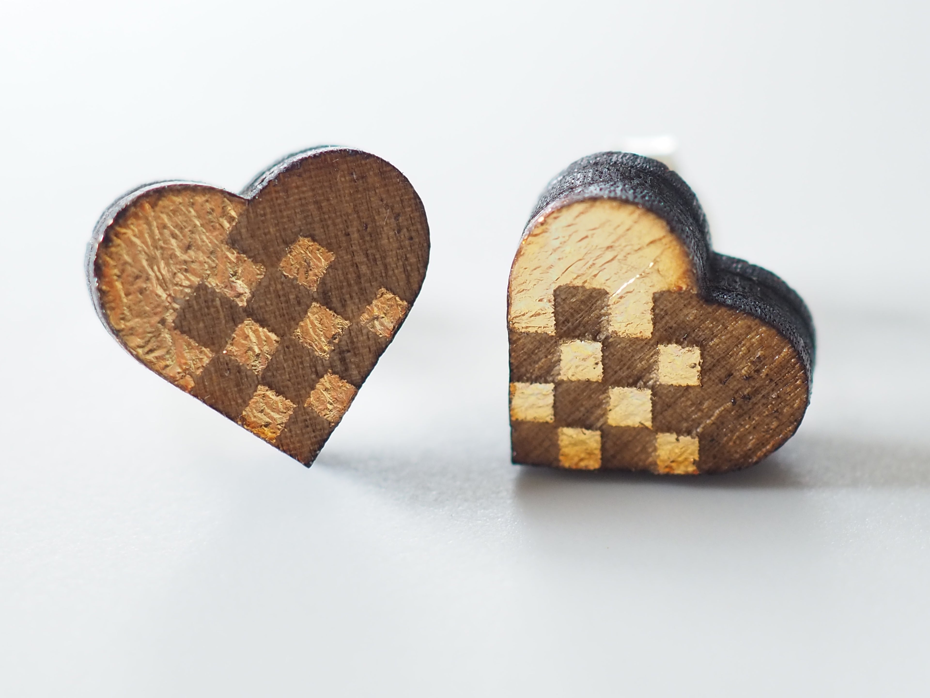 Golden Hearts Earstuds